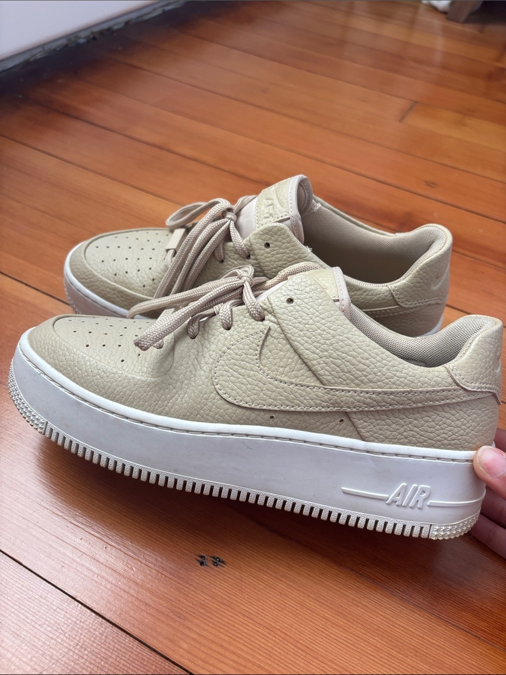 Nike Women's Air Force One Sage Low 2 Desert Ore Tan Sneakers Sz 9